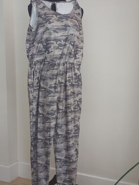 Sleeveless Green Camo Jumpsuit with Elastic Waist